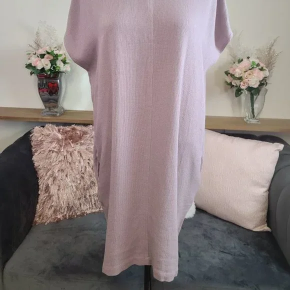 Lavender Linen Short Sleeve Dress with Pockets - Picture 2 of 6